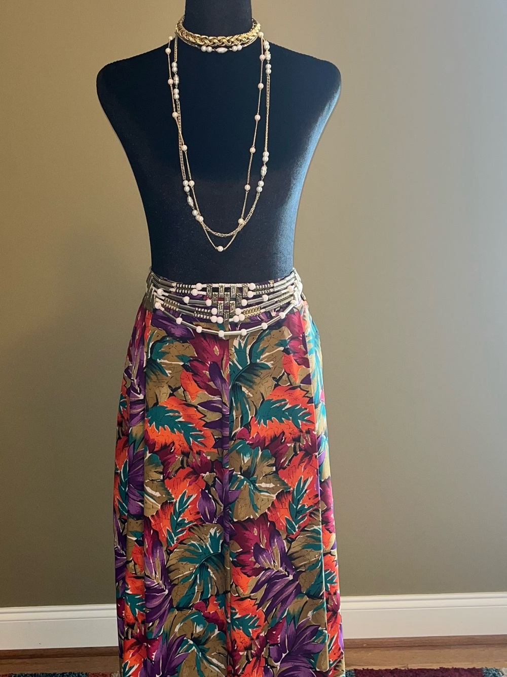 Vtg, Leslie Fay 1980’s Vibrant Multicolor Tropical Maxi Skirt - Women's - Picture 3 of 3